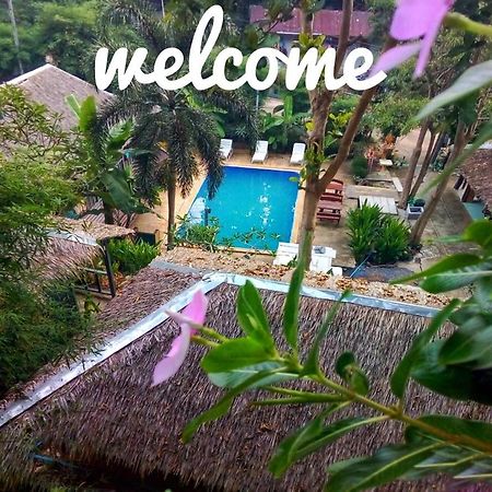 Phi Phi Sea And Hill Resort Exterior foto