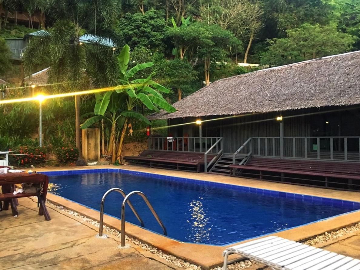 Phi Phi Sea And Hill Resort Exterior foto